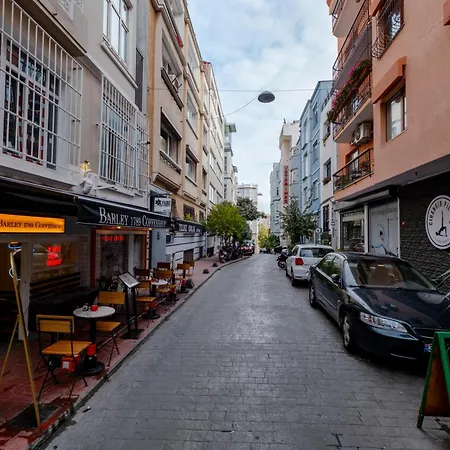 Cosy In Beyoglu Lägenhet
